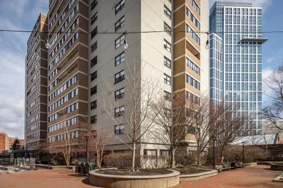 6 Whittier Pl #3J