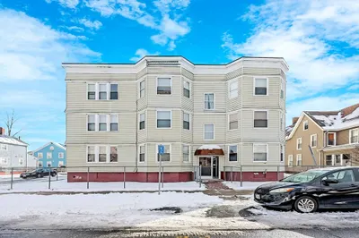 93 Florence St