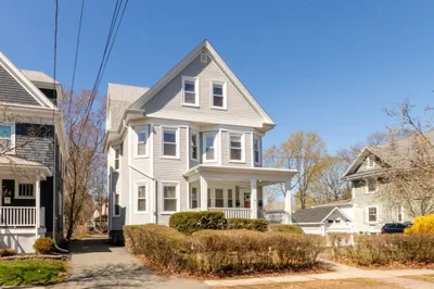 46 Houston Ave #2