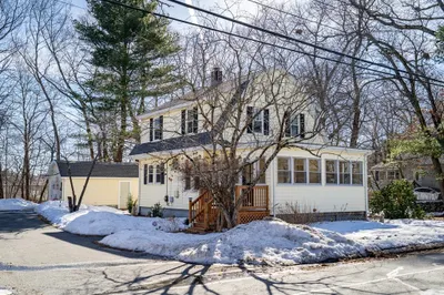 27 Border Rd