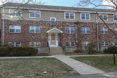 8-a Mayberry Dr #1 1