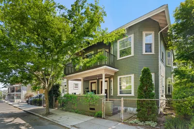 28-30 Symmes St