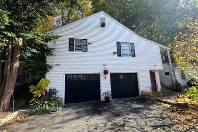 24 ARlington Road #R