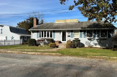 7 Rivet Street