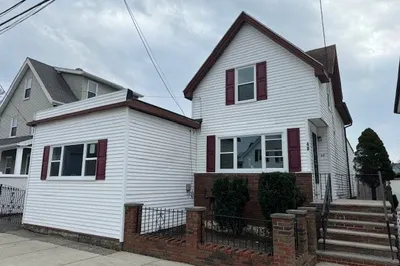 46 Myrtle St 1