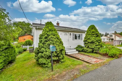 27 Magnolia St