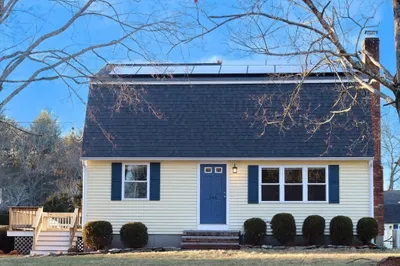 345 Cross St