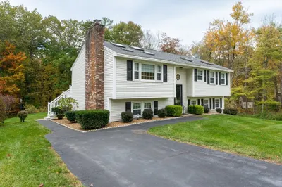 18 Stoney Ln 1