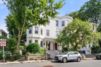 76 Carolina Ave #1