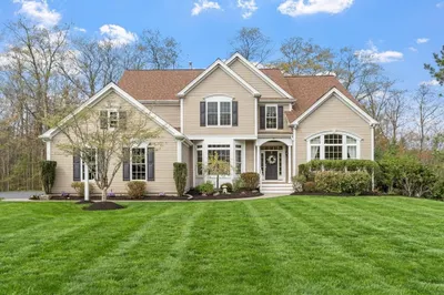 41 Canterbury Hill Rd 1