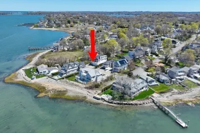 2 Beach Ln 1