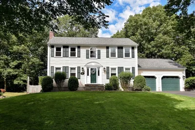 103 Laurelwood Dr 1