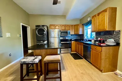 64 Washington Ave #2
