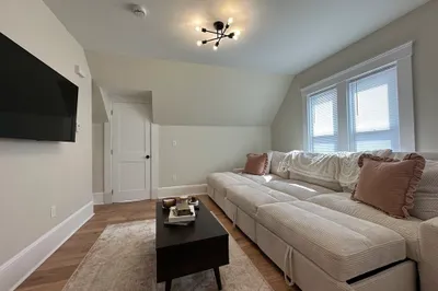 304 Main St ##2 1
