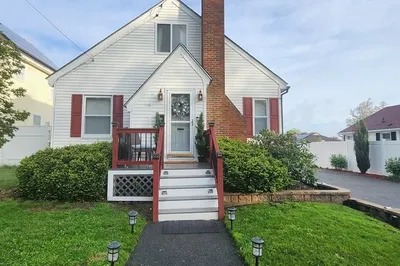 159 Easton St 1