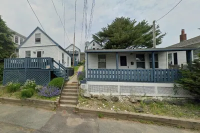 21 Siren St #A 1
