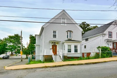 60 Adams Street 1