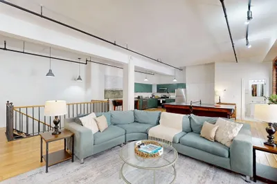 13-19 Stanhope St #1C