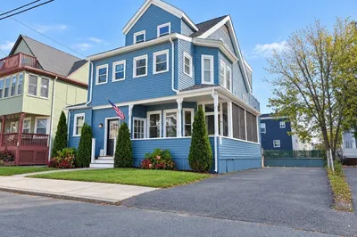 29 Seafoam Ave #1 1