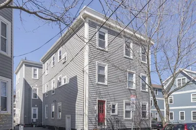 315 Elm St #4