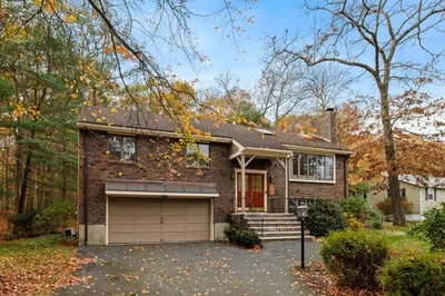 12 Juniper Dr 1