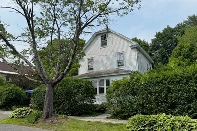 33 Worcester Ave