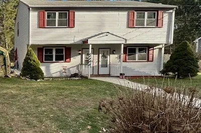 275 Richmond St #1 1
