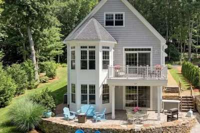 24 Laurelwood Dr 1