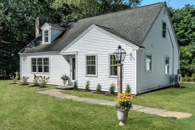 176 Flat Hills Rd 1