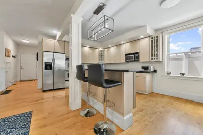 714 East 4th St #1