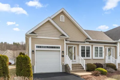 17 Madison Way #17