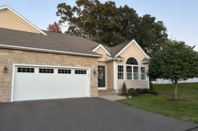 150 Stonybrook Way #150 1