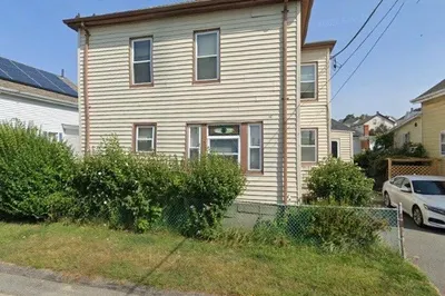 10 Carlisa Drive