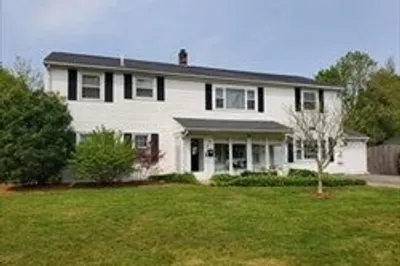4 Annella Rd