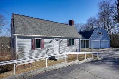 8 Crestview Dr