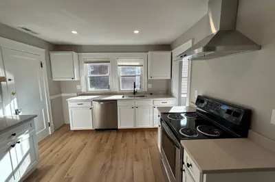 16 Prospect St #2