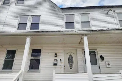 17 Overlook St #17 1