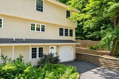 56 Montville St #56 1
