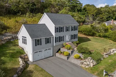 15 Overlook Dr 1