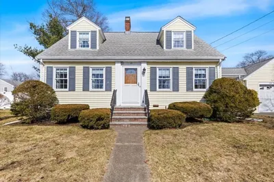 43 Grove Circle