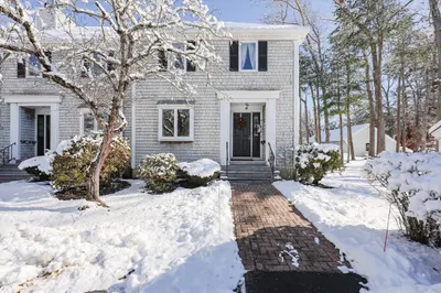 225 Lincoln St #D8 1