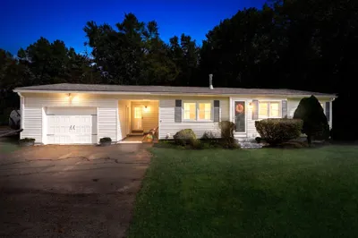 418 Millville Rd 1