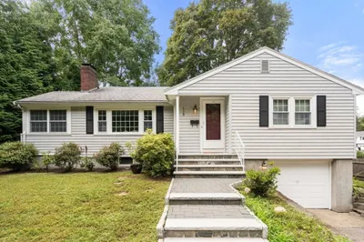 118 Blanchard Rd