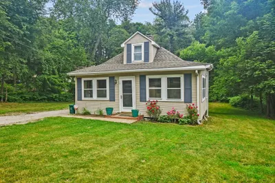 17 Forkey Ave 1