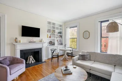 315 Beacon St #8