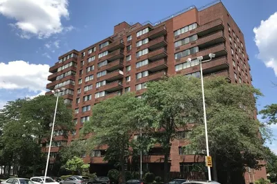 77 Adams Street #1108