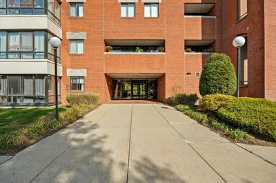 96 Old Colony Ave #223