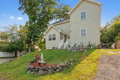 47 Pine Hill Road 1