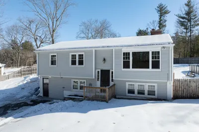 128 Thresher Rd