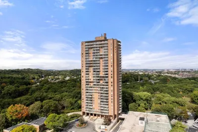111 Perkins St #217